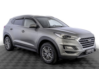 Подержанный автомобиль Hyundai Tucson 2020 года (3 фото)