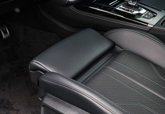 Подержанный автомобиль Audi Q5 2025 года (19 фото)