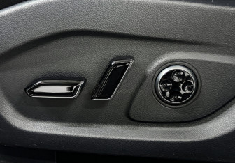 Подержанный автомобиль Voyah Free 2023 года (30 фото)