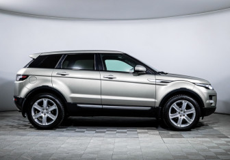 Подержанный автомобиль Land Rover Range Rover Evoque 2014 года (4 фото)