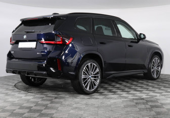 Новый BMW X1 2025 (2 фото)