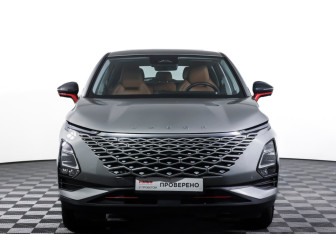 Подержанный автомобиль Omoda C5 2024 года (2 фото)