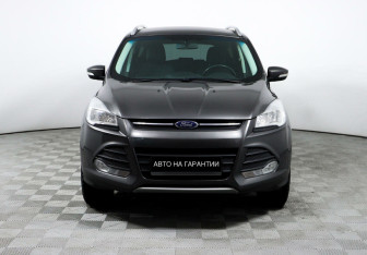 Подержанный автомобиль Ford Kuga 2016 года (2 фото)