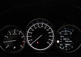 Подержанный автомобиль Mazda CX-5 2021 года (11 фото)