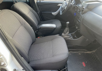 Подержанный автомобиль LADA (ВАЗ) Largus Wagon 2013 года (9 фото)