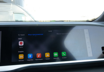 Подержанный автомобиль Geely Monjaro 2025 года (29 фото)