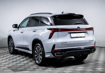 Подержанный автомобиль Changan CS75PLUS 2024 года (7 фото)