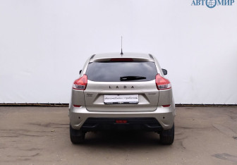 Подержанный автомобиль LADA (ВАЗ) XRAY 2019 года (6 фото)