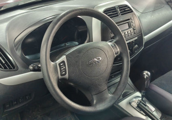 Подержанный автомобиль Vortex Tingo 2012 года (12 фото)