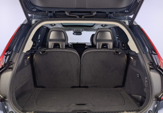 Новый Volvo XC90 2025 (8 фото)