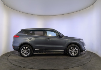 Подержанный автомобиль Geely Atlas 2019 года (4 фото)