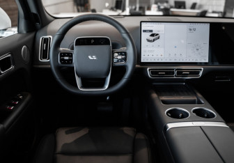 Новый LiXiang L7 2025 (20 фото)