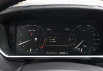 Подержанный автомобиль Land Rover Range Rover 2014 года (13 фото)