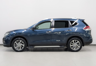 Подержанный автомобиль Nissan X-Trail 2018 года (8 фото)