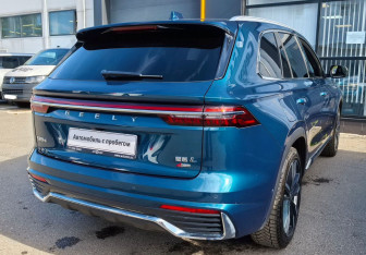 Подержанный автомобиль Geely Monjaro 2023 года (5 фото)