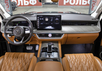 Подержанный автомобиль Tank 500 2023 года (14 фото)