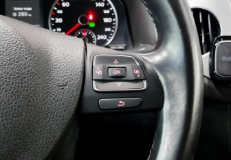 Подержанный автомобиль Volkswagen Tiguan 2013 года (26 фото)