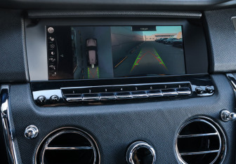 Подержанный автомобиль Rolls-Royce Cullinan 2019 года (21 фото)