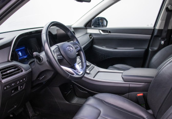 Подержанный автомобиль Hyundai Palisade 2022 года (10 фото)