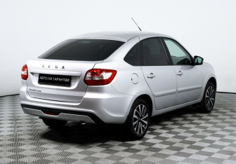 Подержанный автомобиль LADA (ВАЗ) Granta Sedan 2022 года (5 фото)