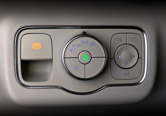 Подержанный автомобиль Exeed RX 2023 года (30 фото)