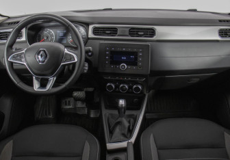 Подержанный автомобиль Renault Arkana 2019 года (13 фото)