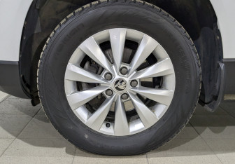 Подержанный автомобиль Skoda Karoq 2020 года (12 фото)
