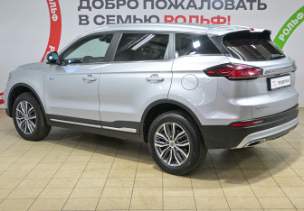 Подержанный автомобиль Geely Atlas Pro 2023 года (6 фото)