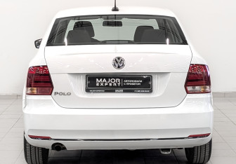 Подержанный автомобиль Volkswagen Polo Sedan 2019 года (6 фото)