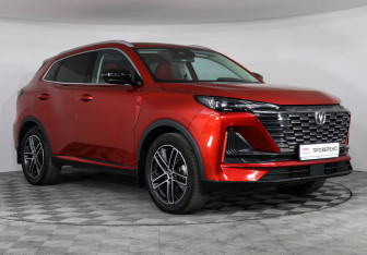 Подержанный автомобиль Changan CS55PLUS 2023 года (3 фото)