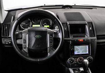 Подержанный автомобиль Land Rover Freelander 2007 года (13 фото)