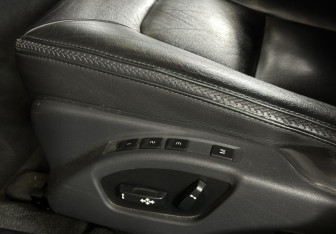 Подержанный автомобиль Volvo XC70 2016 года (19 фото)