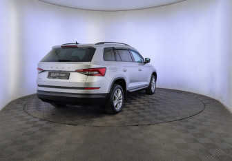 Подержанный автомобиль Skoda Kodiaq 2019 года (5 фото)