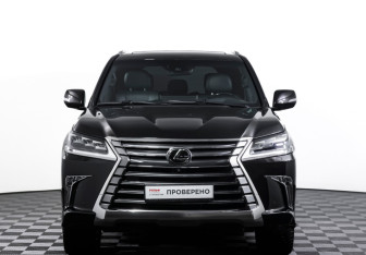 Подержанный автомобиль Lexus LX 2019 года (2 фото)