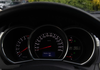 Подержанный автомобиль Nissan Murano Suv 2013 года (9 фото)