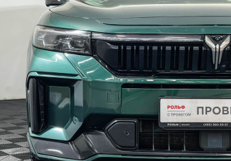 Подержанный автомобиль Voyah Free 2023 года (23 фото)