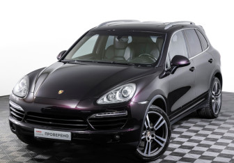 Подержанный автомобиль Porsche Cayenne 2012 года (25 фото)