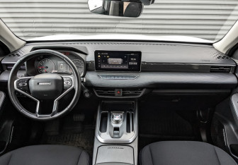 Подержанный автомобиль Haval Jolion 2022 года (14 фото)