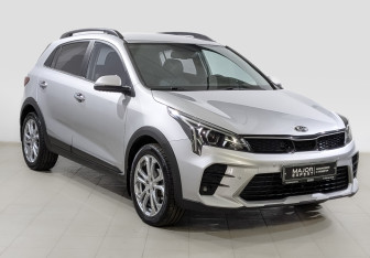 Подержанный автомобиль Kia Rio Hatchback 2021 года (3 фото)