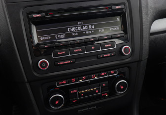 Подержанный автомобиль Volkswagen Golf Hatchback 2011 года (9 фото)