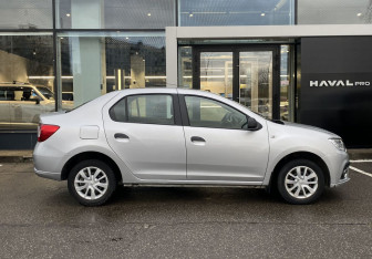 Подержанный автомобиль Renault Logan Sedan 2018 года (4 фото)