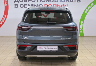 Подержанный автомобиль Geely Okavango 2023 года (5 фото)