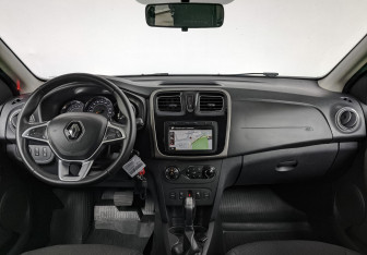 Подержанный автомобиль Renault Sandero 2021 года (14 фото)