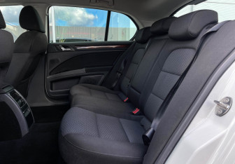 Подержанный автомобиль Skoda Superb Liftback 2013 года (10 фото)