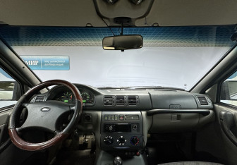 Подержанный автомобиль УАЗ Patriot 2006 года (12 фото)