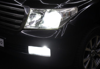 Подержанный автомобиль Toyota Land Cruiser Suv 2008 года (25 фото)