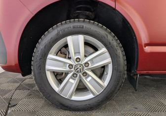 Подержанный автомобиль Volkswagen Caravelle 2022 года (18 фото)