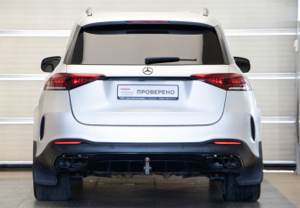 Подержанный автомобиль Mercedes-Benz GLE 2019 года (5 фото)