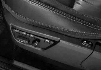 Подержанный автомобиль Land Rover Freelander 2014 года (16 фото)