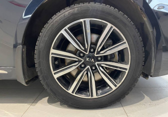 Подержанный автомобиль Kia Optima Sedan 2019 года (19 фото)